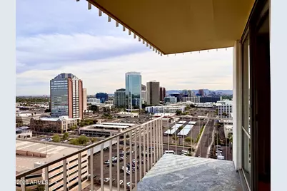 207 W Clarendon Avenue #17G, Phoenix, AZ 85013 - Photo 2