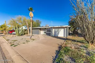 9016 W Santa Cruz Blvd, Arizona City, AZ 85123 - Photo 2
