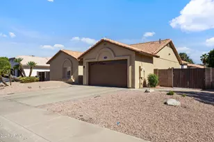 7736 W Tumblewood Dr, Peoria, AZ 85382 - Photo 2