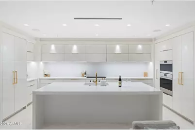 6587 N Palmeraie Boulevard #2015, Paradise Valley, AZ 85253 - Photo 8