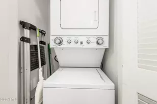 4394 N 36th St, Phoenix, AZ 85018 - Photo 14