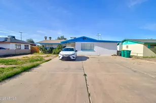 1114 N La Siesta Dr, Eloy, AZ 85131 - Photo 2
