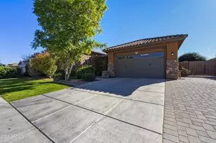 3739 E Enrose St, Mesa, AZ 85205 - Photo 58