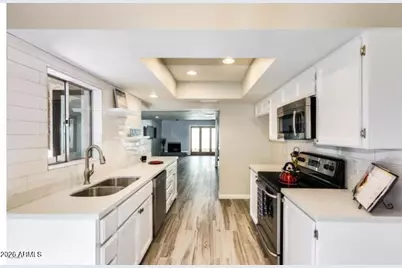 2 E Loma Lane, Phoenix, AZ 85020 - Photo 16