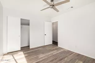 1710 E Greenway Cir, Phoenix, AZ 85042 - Photo 20