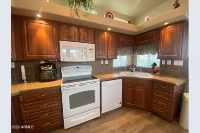 1540 W Yurok Avenue #540, Apache Junction, AZ 85119 - Photo 10