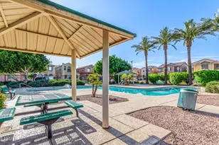 2121 N 77th Dr, Phoenix, AZ 85035 - Photo 34