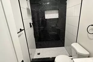 4028 S 15th St, Phoenix, AZ 85040 - Photo 8