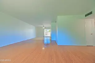 1726 W Claremont St, Phoenix, AZ 85015 - Photo 8