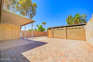 1726 W Claremont St, Phoenix, AZ 85015 - Photo 36