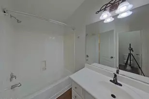 22671 N Scott Dr, Maricopa, AZ 85138 - Photo 8