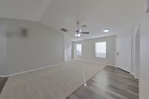 22671 N Scott Dr, Maricopa, AZ 85138 - Photo 2