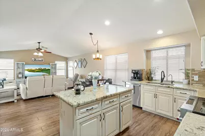 9560 W Ross Avenue, Peoria, AZ 85382 - Photo 8