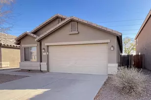22693 N Davis Way, Maricopa, AZ 85138 - Photo 2