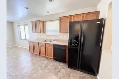 22693 N Davis Way, Maricopa, AZ 85138 - Photo 10