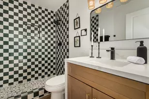 516 E Greenway Dr, Tempe, AZ 85282 - Photo 12