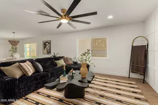 516 E Greenway Dr, Tempe, AZ 85282 - Photo 10