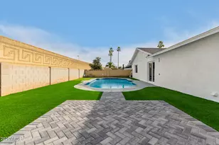 516 E Greenway Dr, Tempe, AZ 85282 - Photo 24