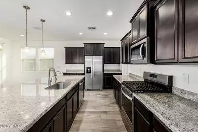 1950 W Larissa Lane, San Tan Valley, AZ 85144 - Photo 4