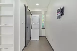 129 N 11th Ave, Phoenix, AZ 85007 - Photo 12