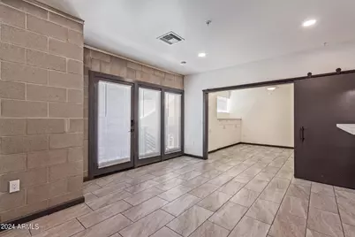 129 N 11th Avenue #Apt 2A, Phoenix, AZ 85007 - Photo 1