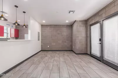 129 N 11th Avenue #Apt 2A, Phoenix, AZ 85007 - Photo 2