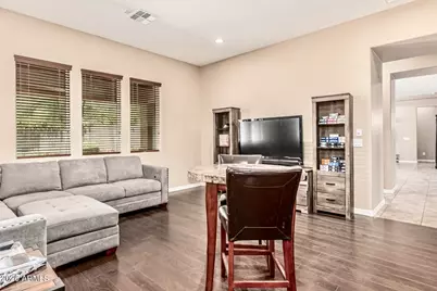 7242 W Rowel Road, Peoria, AZ 85383 - Photo 10