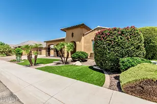 7242 W Rowel Rd, Peoria, AZ 85383 - Photo 2