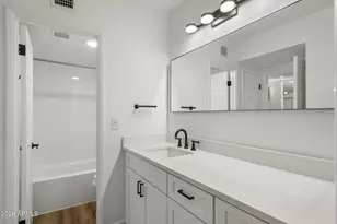 4554 E Paradise Village Pkwy N, Phoenix, AZ 85032 - Photo 18