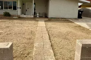 3802 N 62nd Dr, Phoenix, AZ 85033 - Photo 6