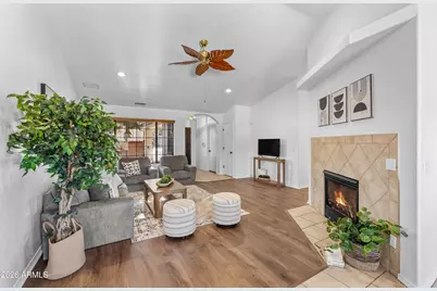 218 E Mohawk Drive, Flagstaff, AZ 86005 - Photo 6