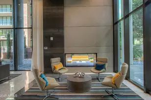 200 W Portland St, Phoenix, AZ 85003 - Photo 28