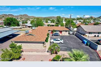 1420 E Brown Street #B, Phoenix, AZ 85029 - Photo 2