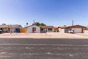 3812 W Seldon Ln, Phoenix, AZ 85051 - Photo 6