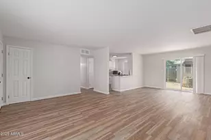 3812 W Seldon Ln, Phoenix, AZ 85051 - Photo 8