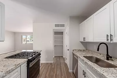 3812 W Seldon Lane, Phoenix, AZ 85051 - Photo 14