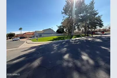 10244 N 65th Lane, Glendale, AZ 85302 - Photo 48