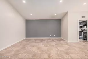 10244 N 65th Ln, Glendale, AZ 85302 - Photo 8