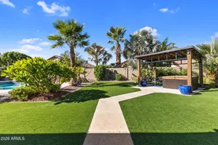 14242 N 138th Ct, Surprise, AZ 85379 - Photo 10