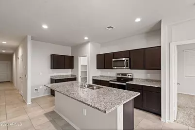 18621 W Hackamore Drive, Wittmann, AZ 85361 - Photo 12