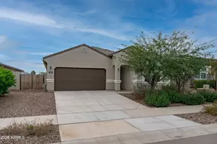 18621 W Hackamore Dr, Wittmann, AZ 85361 - Photo 2