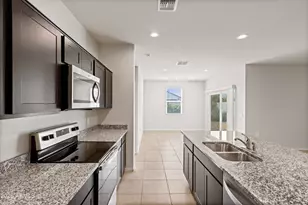 18621 W Hackamore Dr, Wittmann, AZ 85361 - Photo 14