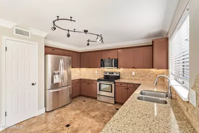 15905 W Cottonwood Street, Surprise, AZ 85374 - Photo 16