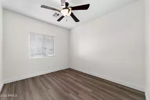 2723 E Schiliro Cir, Phoenix, AZ 85032 - Photo 12