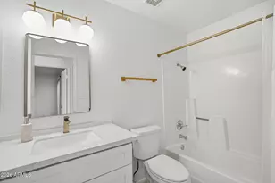 97 N Cooper Rd, Chandler, AZ 85225 - Photo 8