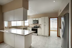 151 E Jeanine Dr, Tempe, AZ 85284 - Photo 6