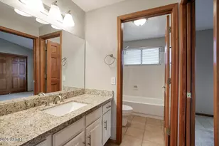 151 E Jeanine Dr, Tempe, AZ 85284 - Photo 16