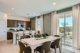 9517 W Cheery Lynn Rd, Phoenix, AZ 85037 - Photo 6