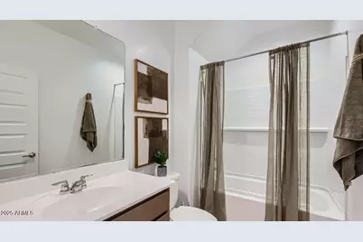 9517 W Cheery Lynn Road, Phoenix, AZ 85037 - Photo 20