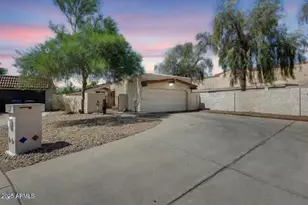 1771 W Mariposa Ct, Chandler, AZ 85224 - Photo 2
